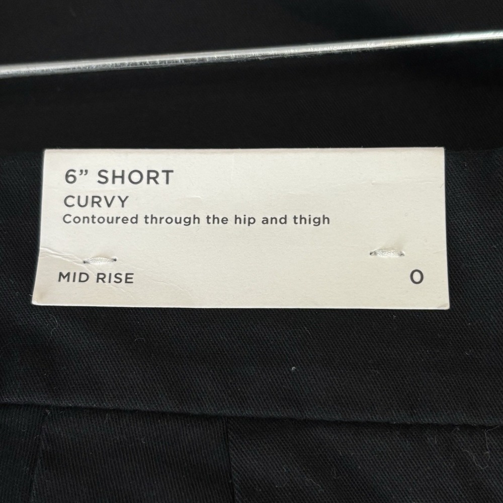 Loft Curvy Mid Rise 6" Black Shorts Size 0 NWT - Picture 4 of 5